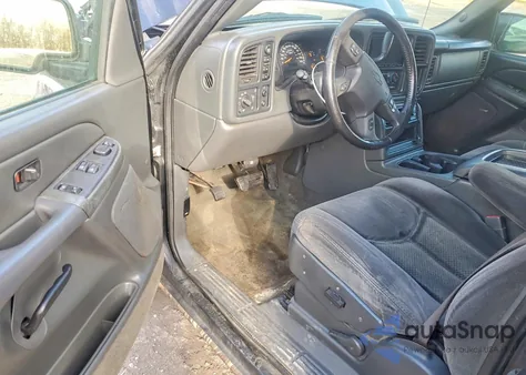 2005 Chevrolet Silverado K1500 from USA, damaged, VIN 1GCEK19B85Z330739